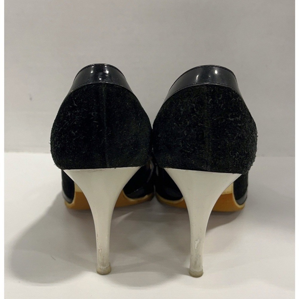 CHANEL CC Logo Vintage Two Tone Mary Jane Heel, Suede, Patent Leather, EU 37.5 - Picture 4 of 16